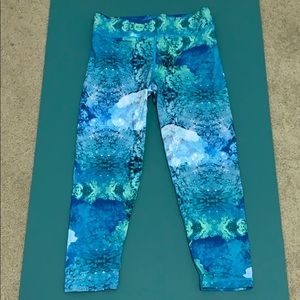Velocity yoga pants